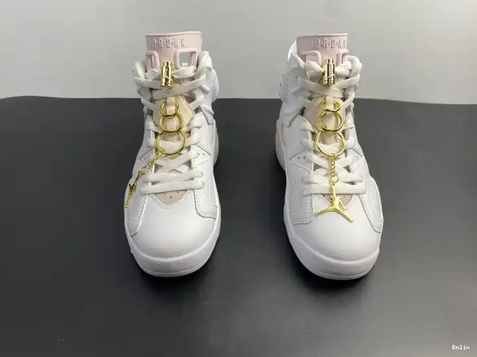 Bmlin shoes 6 (W) Hoops DH9696-100 Retro Gold Air Jordan 0525